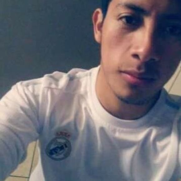 Meet your Posher, Jairo - Picture 1 of 1